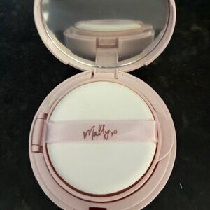 Mally XO Flawless Finish Transforming Effect Full Coverage Foundation Med - NEW